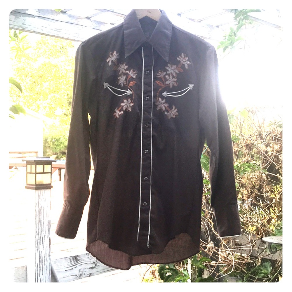 🌻Vintage Western Shirt Brown W/ Orange Flowers 🌻